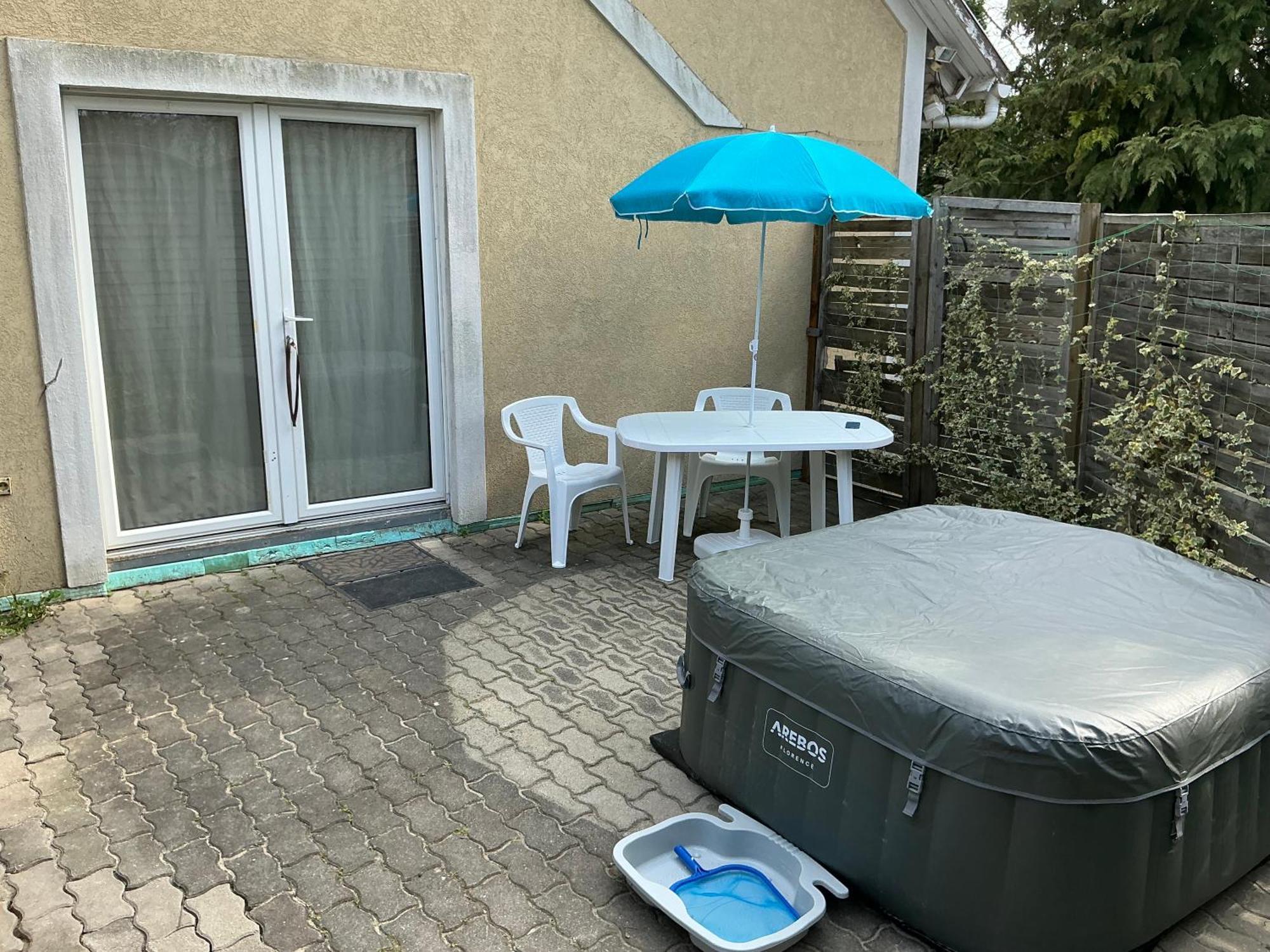 Pitypang Lak Apartamento Szigetmonostor Exterior foto
